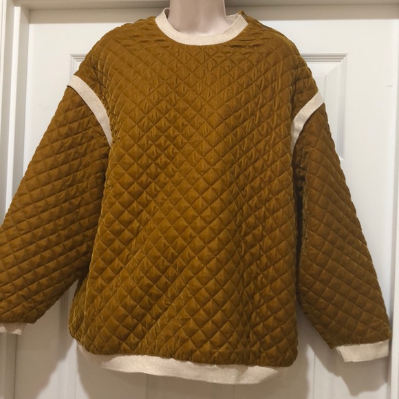 Zara Jackets & Blazers - New TRF Zara Quilted Lined Top Size M